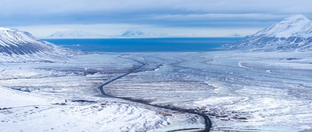 svalbard, langyearbyen, sneeuw